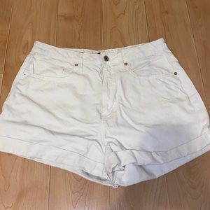 White mom jean shorts